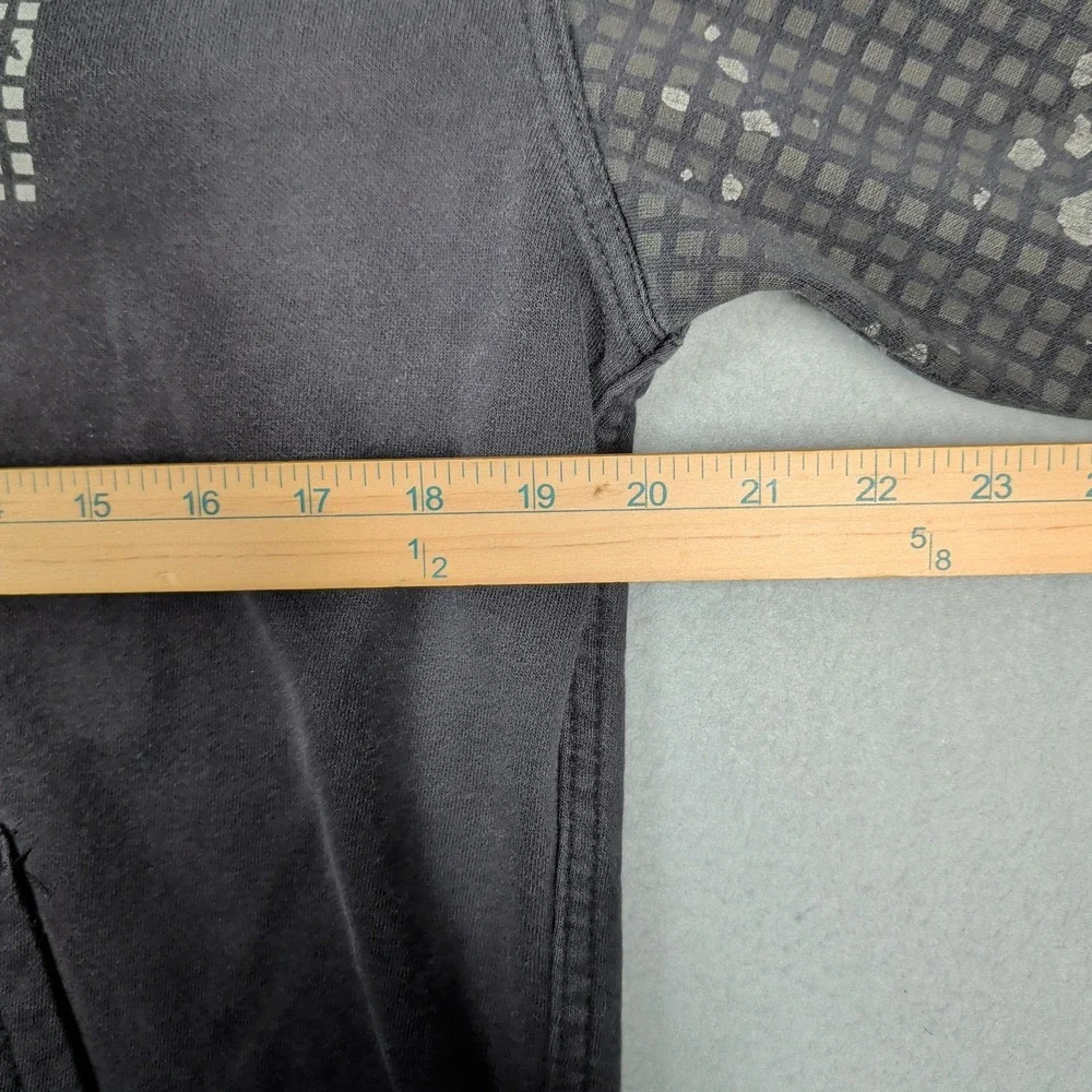 The North Face Hoodie Mens Small‎ Black Grid Logo Splatter Sleeve Pullover